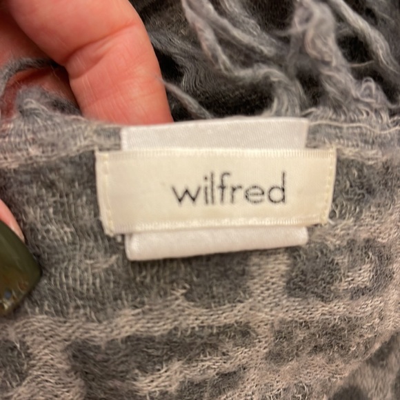 Gray Fringed Scarf - Picture 3 of 3